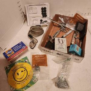 lot 2135 image: Cable lock, scissors and other household products