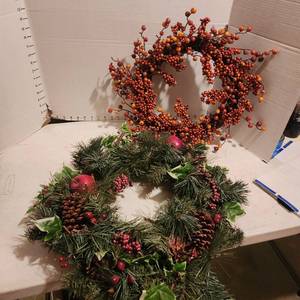 lot 2155 image: 2 wreaths