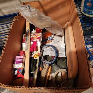 lot 2253 image: Painting supplies