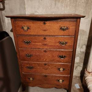 lot 2264 image: Vintage 5 drawer chest 47 x 33 x 19