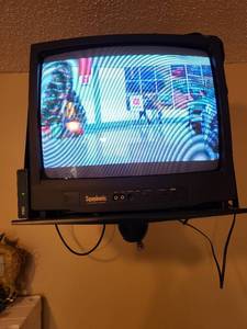 lot 2297 image: Symphonic 19 TV with wall mount