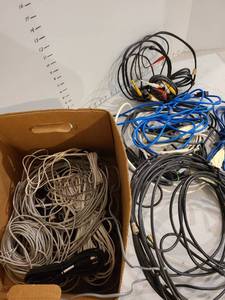 lot 3020 image: Box of cables and cords