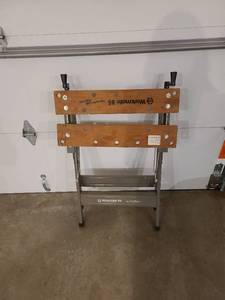 lot 3023 image: Black and Decker Workmate