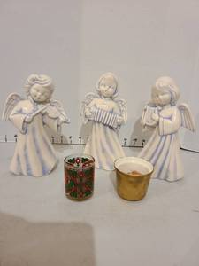 lot 3066 image: Three ceramic angels 8 tall, 2 votive candle holders