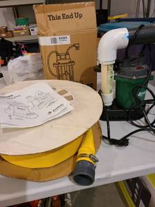 lot 3081 image: Myers S33 sump pump and yellow fire type hose