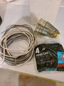 lot 3084 image: Four foot range cord, wiring, light fixtures