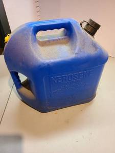 lot 4030 image: 5 gallon kerosene jug, nearly full