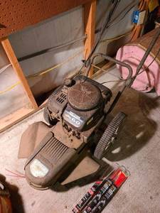 lot 4037 image: Craftsman walk behind weedeater 22, 6 hp