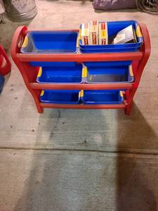lot 4047 image: Storage system, plastic 26x30x11