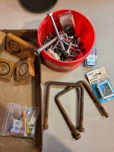 lot 4091 image: The garage coffee can