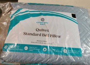 lot 6090 image: Comfort Bay Quilted Standard Bed Pillow 19 x25