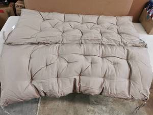 lot 8228 image: 40x50 Light Brown Outdoor Bench Cushion