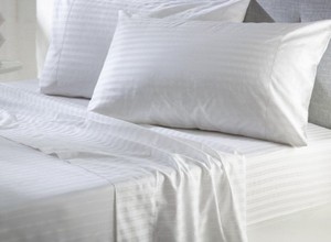 lot 2362 image: Thread Spread 600 Thread Count Striped 4pc Twin Sheet Set