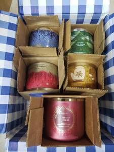 lot 2396 image: Set Of 5 Assorted White Barn Candles