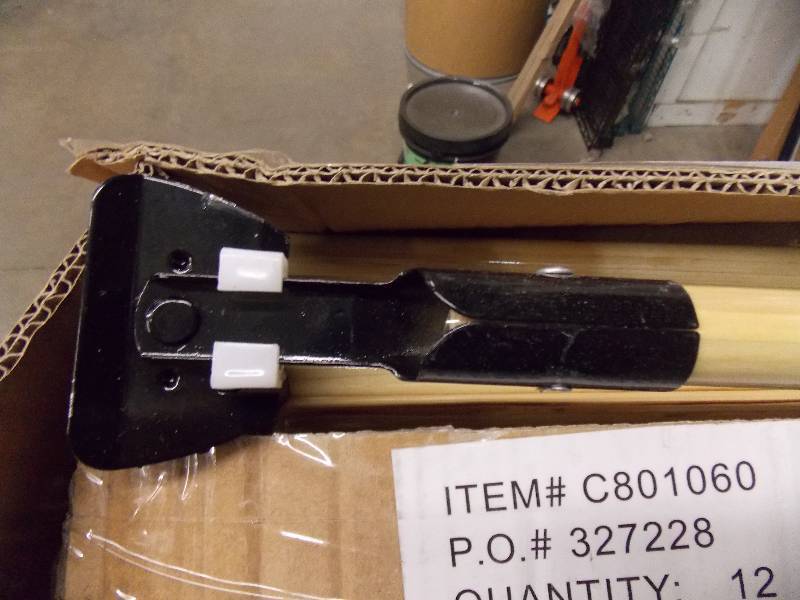 lot 161 image: Clip-On Swivel Head Dust Mop Handle