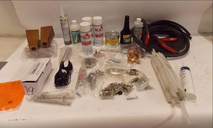 lot 275 image: Hardware Parts Lot
