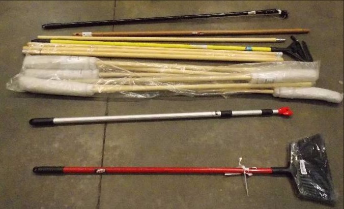 lot 289 image: Pole Goods Lot