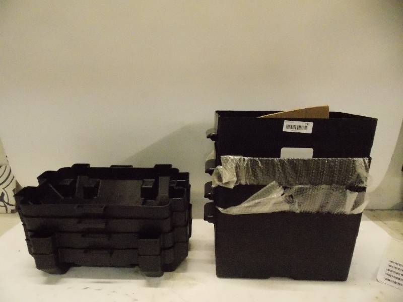 lot 293 image: Schumaker Electric Marine Battery Box Lot