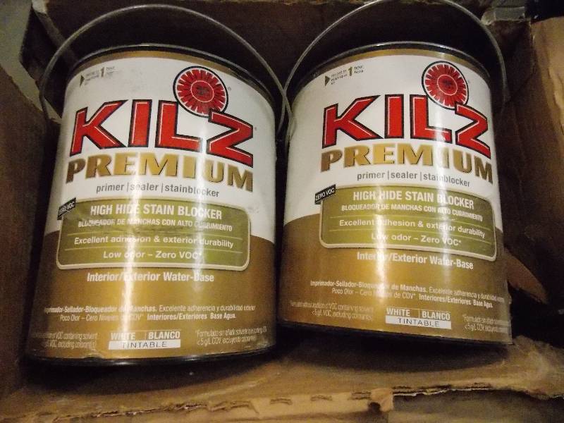 lot 327 image: Lot of 4 Can of Kilz