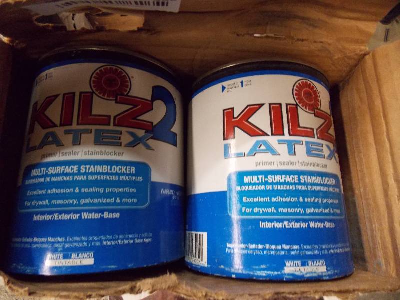 lot 330 image: Lot of 4 Kilz Latex