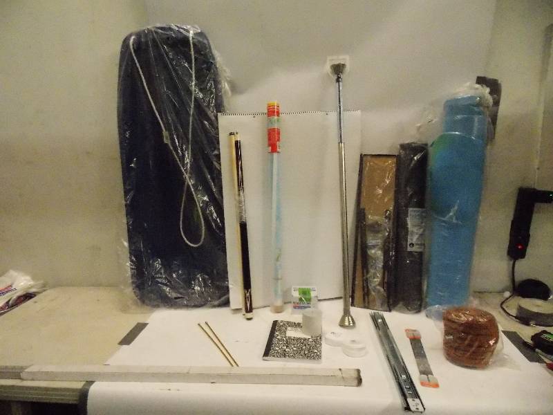 lot 337 image: Household Goods Lot