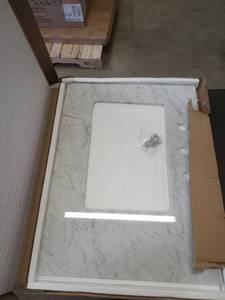 lot 9107 image: Marble Sink Top - Damaged