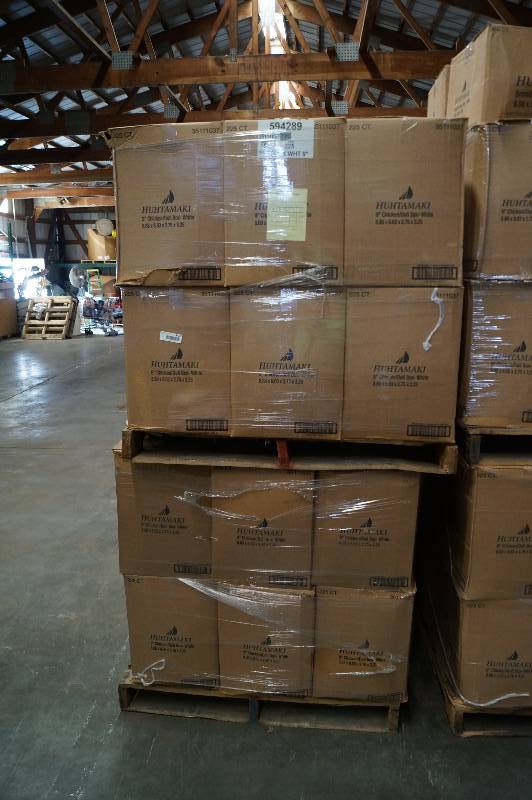 lot 4153 image: 9 Large Carry Out Boxes 32 cases