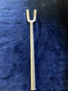 lot 53102 image: TUNING FORK