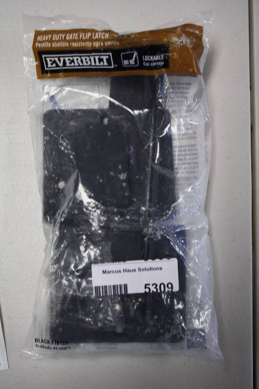 lot 5309 image: HEAVEY DUTY GATE FLIP LATCH