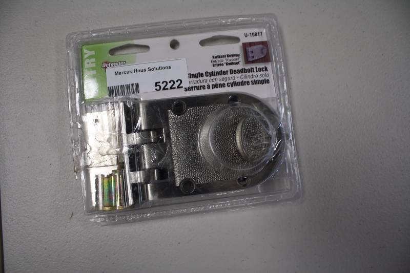 lot 5222 image: DEADBOLT LOCK