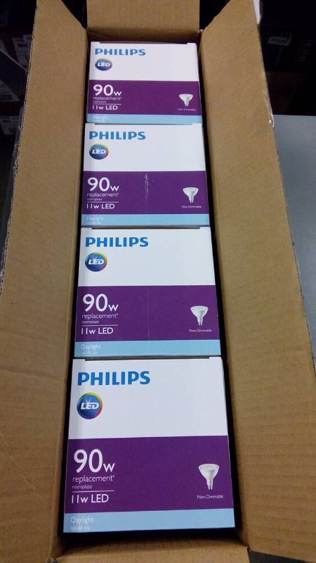 lot 631 image: 11w Par38 Dl Led Bulb 460550 Lot of 4 bulbs