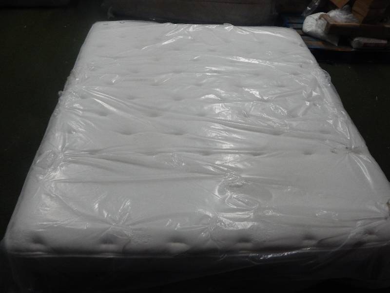 lot 1037 image: Simmons Beautyrest Luxury Firm King