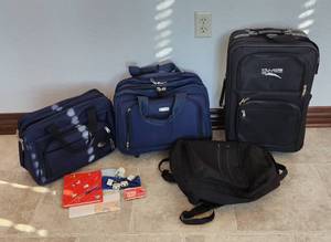 lot 164 image: Luggage