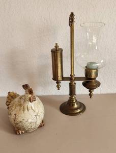 lot 201 image: Vintage Brass Student Lamp and Rooster