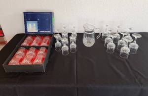 lot 206 image: Cristal DArques - 12 Longchamp Glasses (Original Boxes), 8 Large Wine Glasses, 8 Small Wine Glasses and Pitcher