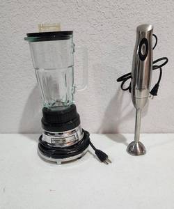 lot 243 image: Waring Pro Blender Model 51BL17 and Hand Mixer Model SM-80