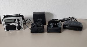 lot 257 image: Binoculars, Alarm Clock and Midland Wind Up Radio