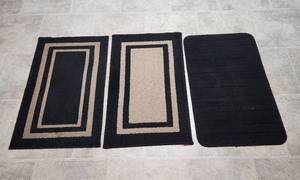 lot 267 image: 3 Rugs - 34 x 20