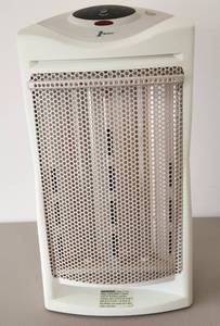 lot 425 image: Holmes 1 Touch Tower Quartz Heater - Model HQH319