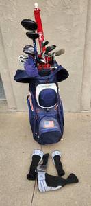 lot 472 image: Sun Mountain Golf Club Bag and Strata Golf Clubs