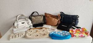 lot 273 image: Purses