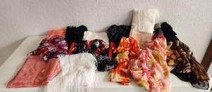 lot 275 image: Scarves