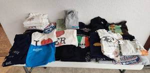 lot 278 image: Old Chicago T-shirts - Size Med and Large
