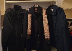 lot 290 image: Womens Coats - 2 Small and 1 Medium