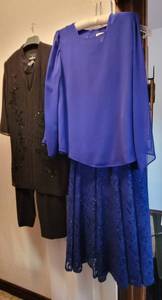 lot 293 image: Womens Size 10 and 12 Dress and Pant Suit