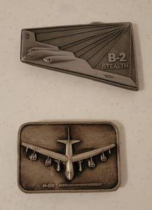 lot 306 image: B-2 Stealth and B-52 Stratofortress Belt Buckles