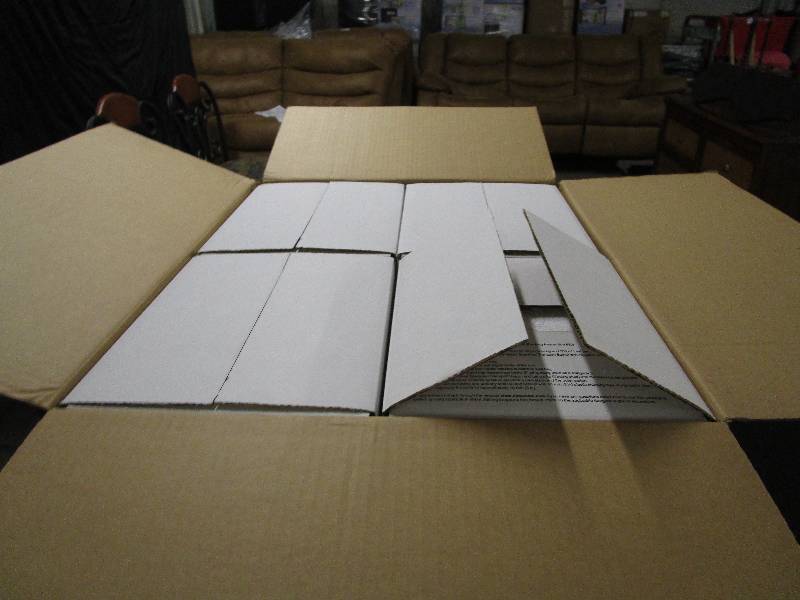 lot 9005 image: Case of Biofreeze Aqui packs Great for Shipping