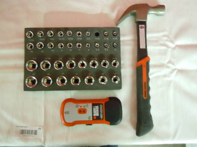 lot 99 image: Studfinder hammer and sockets