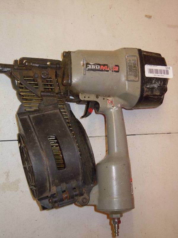 lot 131 image: Porter Cable Pneumatic Round Head Frameing Nailer