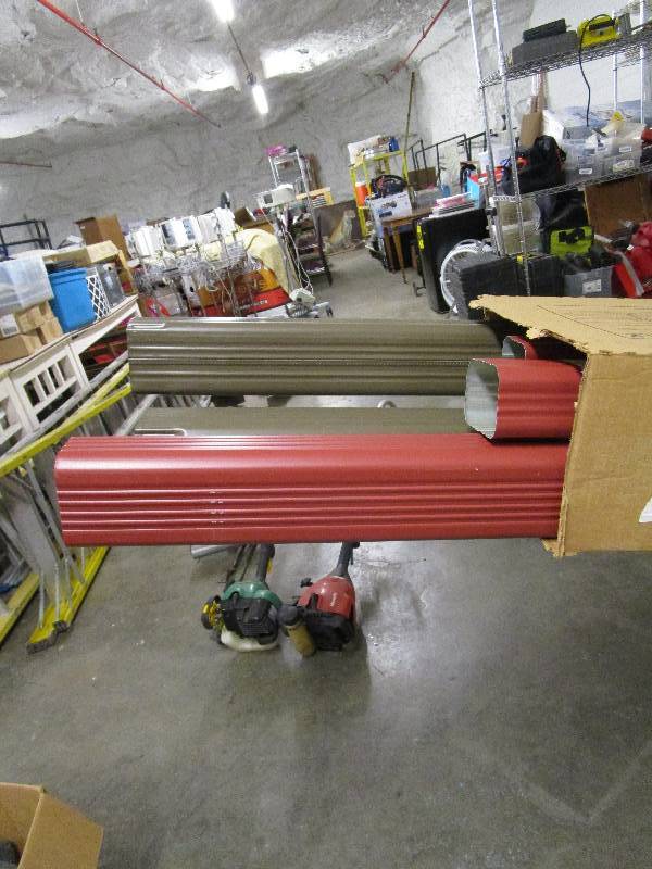 lot 40 image: Box of Commercial Donwspout Guttering